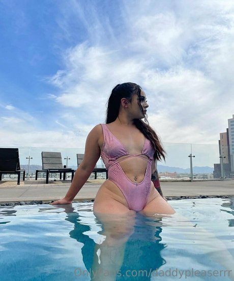 kendallknightt model sexy photo