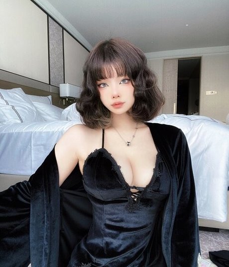 NotShiorii top model pics