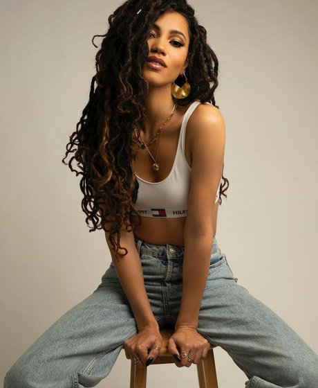 Vick Hope star hd archive