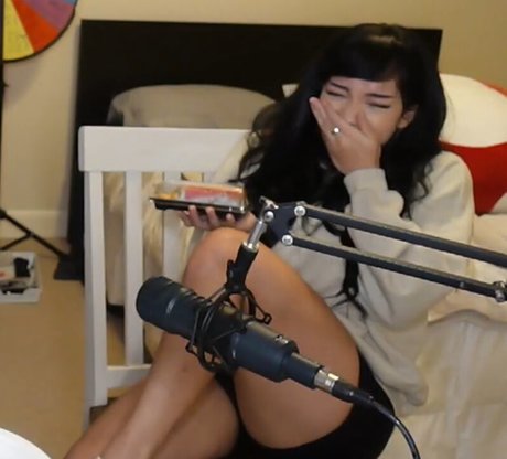 Cinnabrit erotic star picture
