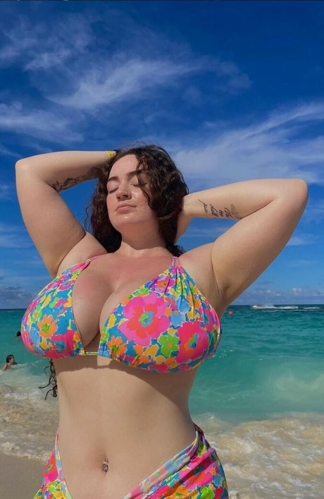 Laura jo hot pornstar img