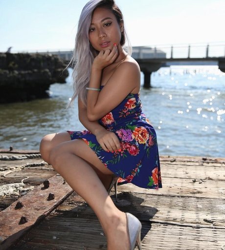 Charliedrizzle porn model galleries
