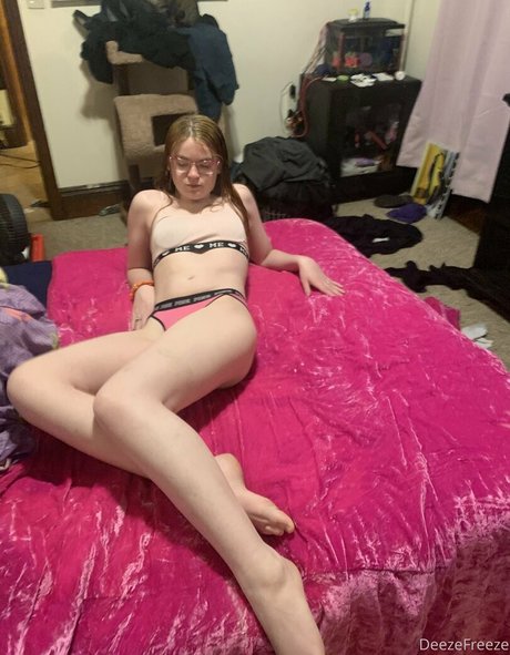 deezefreeze pornstar high quality images