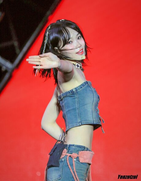 Kim Chaewon pornstar best image