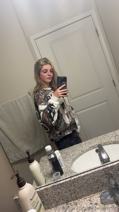 discord nude onlyfans sexy naked picture