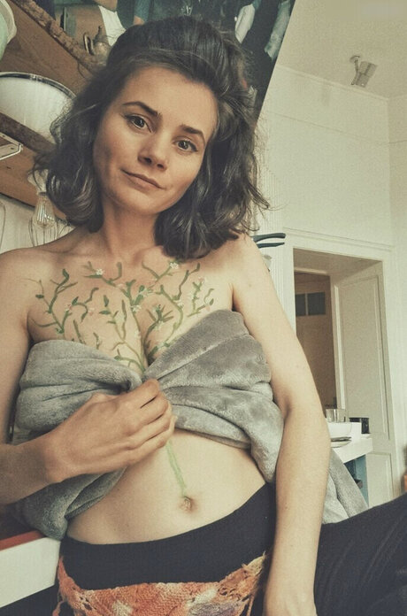 milf fake tits onlyfans beautiful naked galleries