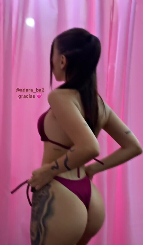 Nahiarabrenn model nudes pics