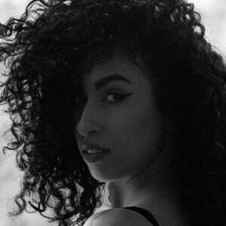 Enya Boccolato adult model gallery