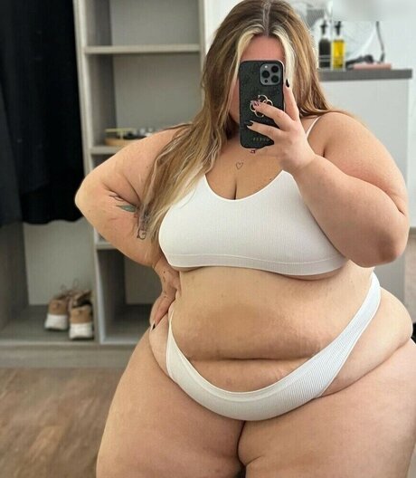 Geparrke model adult pictures