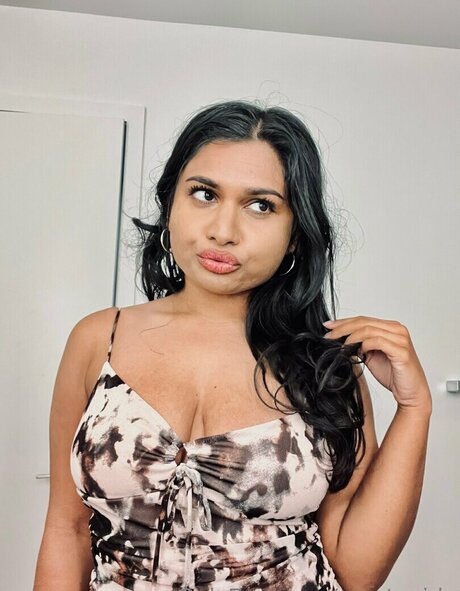 Miss Patel model naked galleries