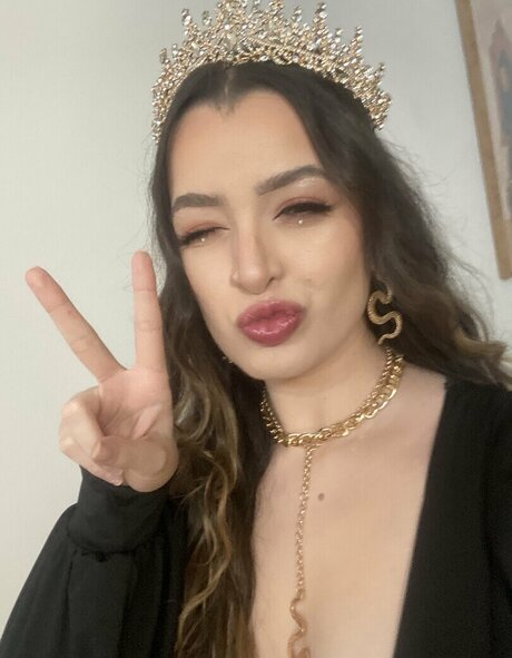 Ashley Ippolito hd star pictures