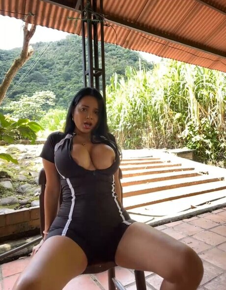 Cataleyarusso adult model picture
