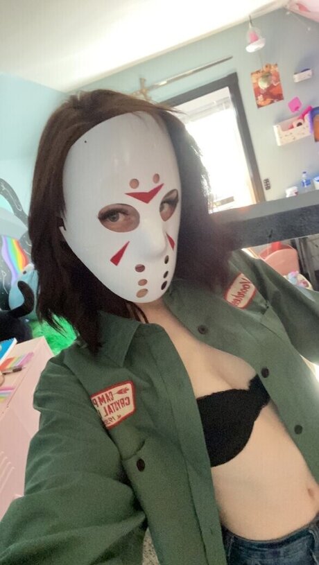 Mortal Kombat Erotic Cosplay model top picture
