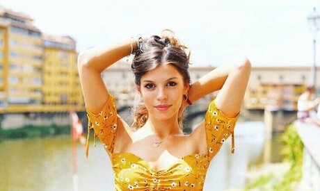 Florina Qosaj star high quality images