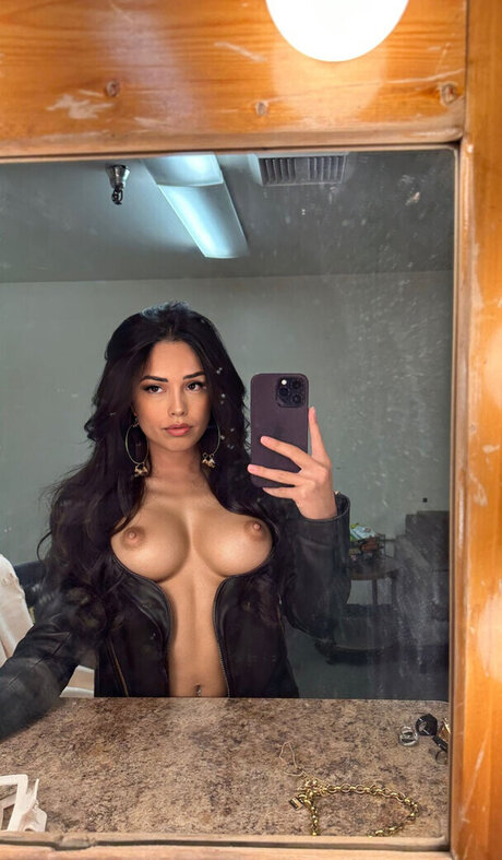 milf young onlyfans hot naked picture