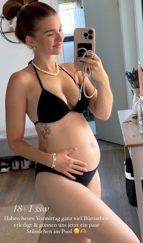 Julia Schulze pornstar sex photos
