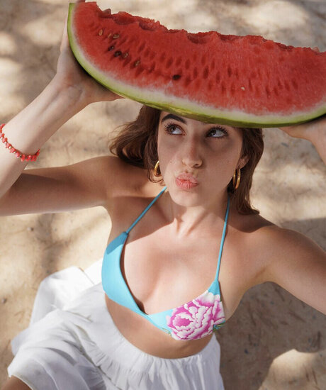 Yonca pornstar high quality photos