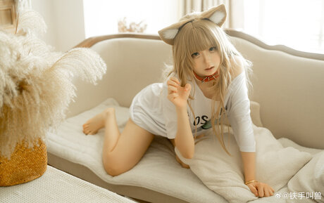 LynnLi7698 model sex picture