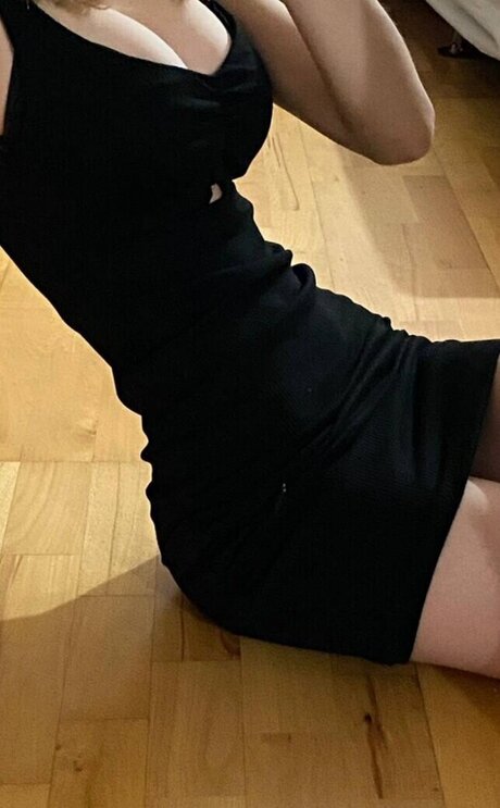 hefxtom model exclusive gallery