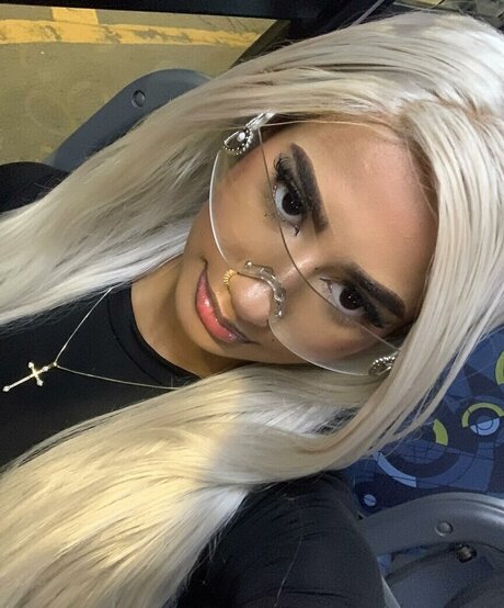 baddiejuu perfect pornstar image