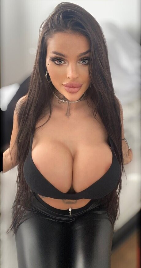 dripping pussy onlyfans art naked galleries