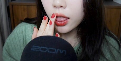 Dooboo Asmr sex model picture
