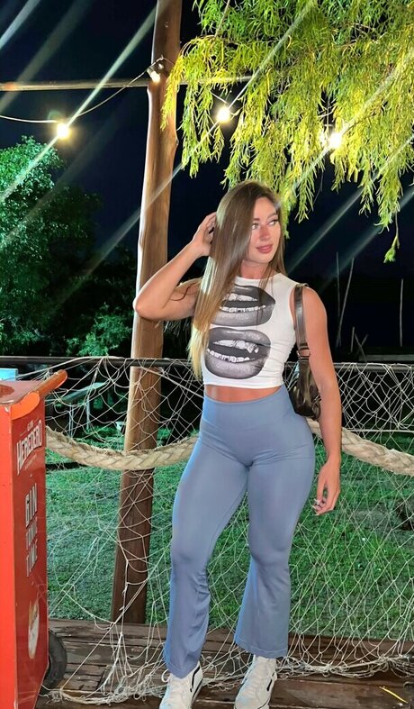 Nara Arce star nude gallery