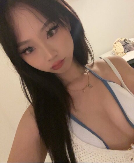 truongjens nudes actress images