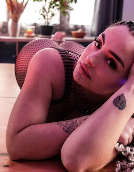 Blanchesucre sexy pornstar img