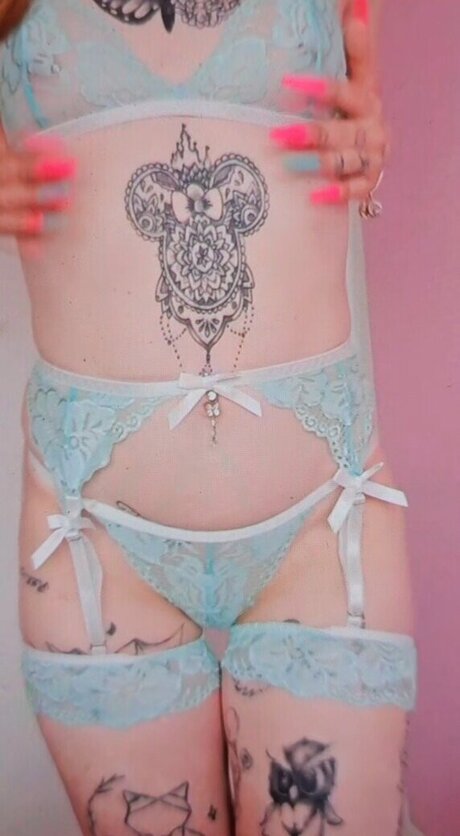 knees onlyfans art naked img