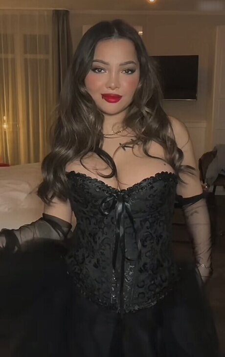Silan H seyinoglu star pretty pics