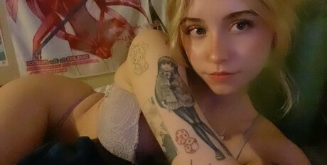 faeriies nude pornstar picture