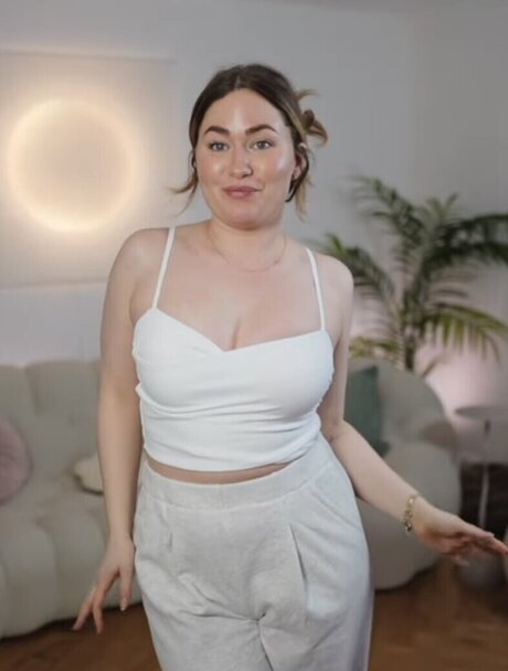 lips onlyfans sexy nudes galleries