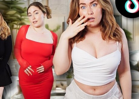 Sonny Loops star nudes pic