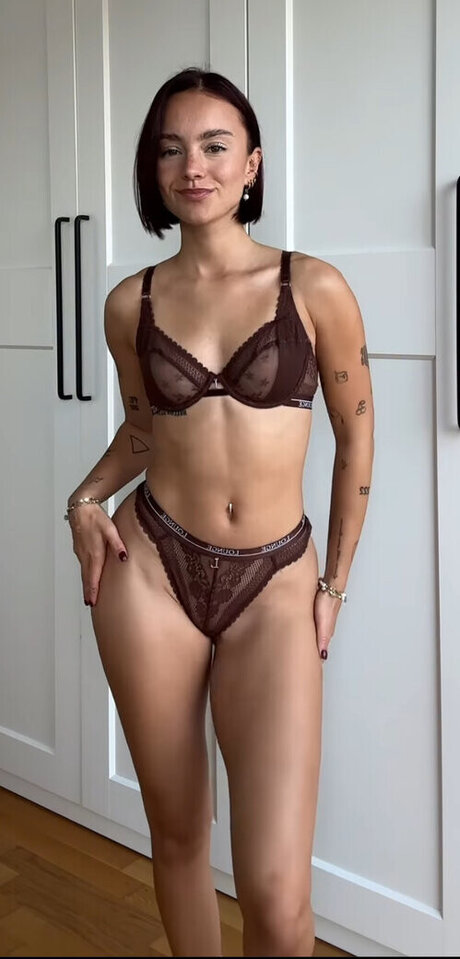 Hannaahcarolina hot model pics