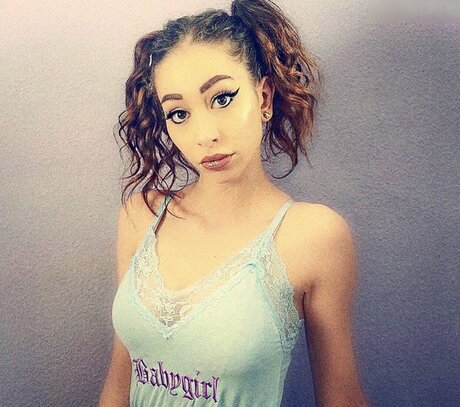 Amira Wirth hot star image