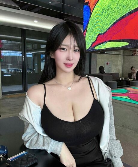 Dahee0326 Dh oh eb sexy actress pic