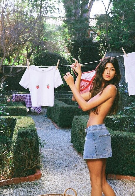 Meeya Dugied best pornstar photos