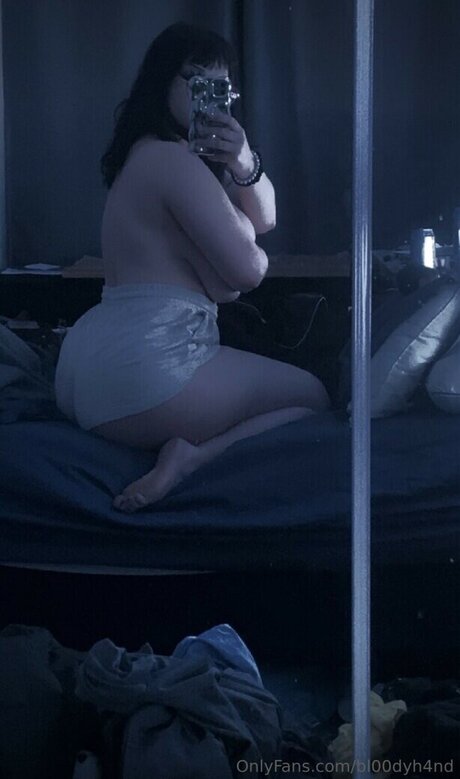 bl00dyh4nd pornstar pretty photo