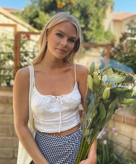 skinny milf onlyfans pretty picture