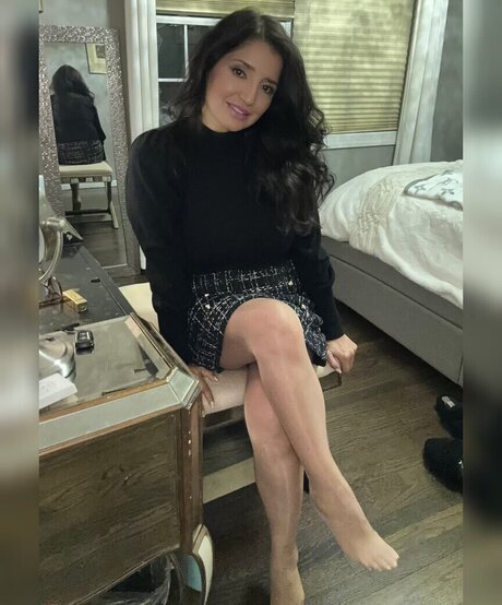 latinaseven7 pornographic model pic