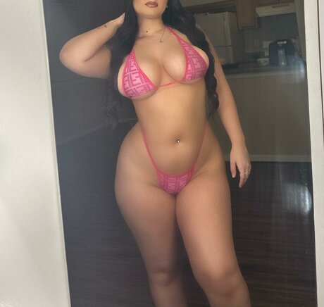 thaonenonlyyb naked pornstar photos