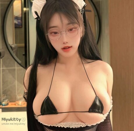 Miyu Kitty model naked archive