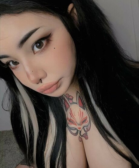 Sobaroll nude pornstar img
