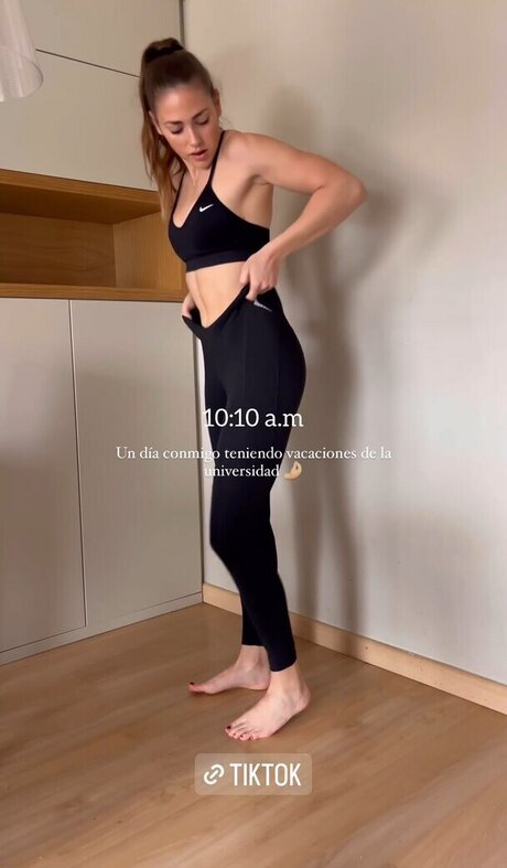 Clara Ferna ndez erotic model img