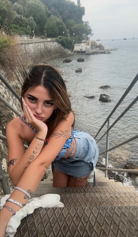 Luna Bufo model pornographic gallery