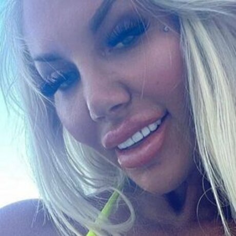 September Summers nudes model images