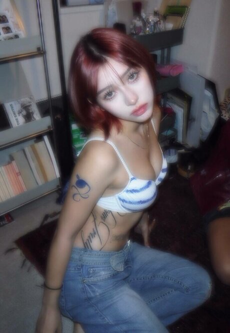 Ninonekw nude pornstar photo