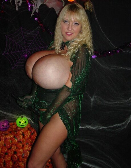 explicit onlyfans hot sexy image