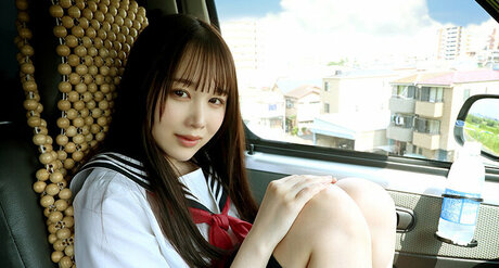 Yuzu Shirakawa erotic star pics